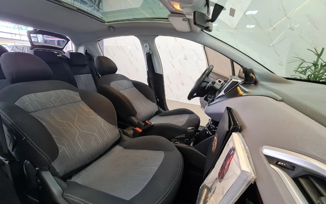 imagem-https://www.socarrao.com.br/sc-vehicle-images-prod/2801920/1784832976471-MTAuanBn.jpg