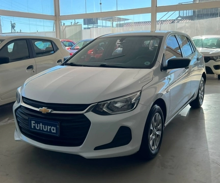 Chevrolet Onix 2023 Branco — foto 1 de 3