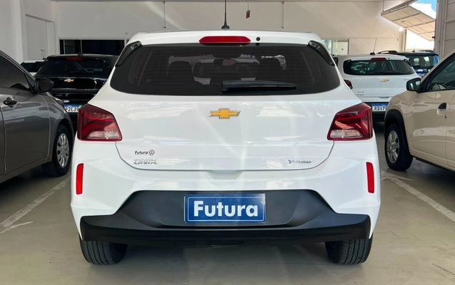 imagem-https://www.socarrao.com.br/sc-vehicle-images-prod/2801935/1789770902411-KPQ3fogXo3CvaCWIl625DETmb7K2GhvZ.jpg