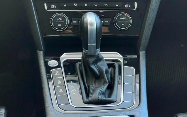 imagem-https://www.socarrao.com.br/sc-vehicle-images-prod/2801972/1789770910400-VeQLjadzzFxB5rpmKsSXkXgbBtYddhLq.jpg