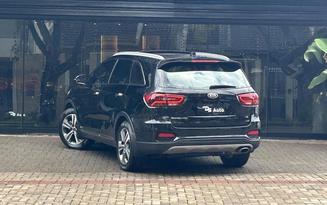 imagem-https://www.socarrao.com.br/sc-vehicle-images-prod/2802093/1787085319636-8276106_0_B_6c746fd0b3.jpeg