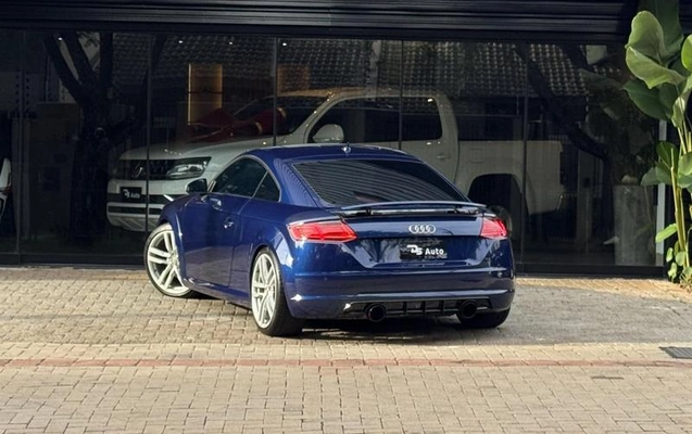 imagem-https://www.socarrao.com.br/sc-vehicle-images-prod/2802111/1787085333979-8279869_3_B_77d9551c19.jpeg