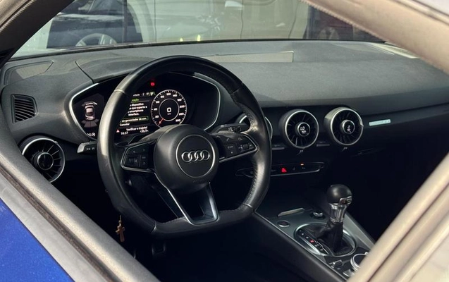 imagem-https://www.socarrao.com.br/sc-vehicle-images-prod/2802111/1787085333980-8279869_5_B_89505dc0b9.jpeg