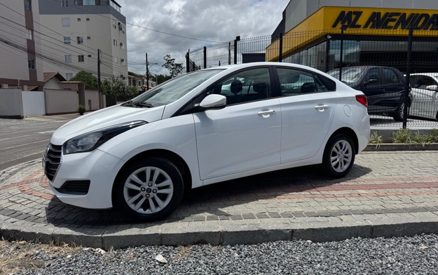 imagem-https://www.socarrao.com.br/sc-vehicle-images-prod/2802145/1788376681905-b8bcbbb3172c42d389d7257e2e09c560_1766254626563.jpeg