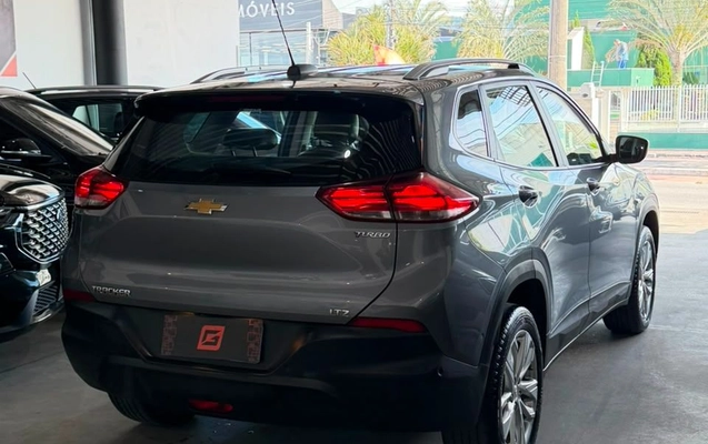 imagem-https://www.socarrao.com.br/sc-vehicle-images-prod/2802751/1786124089299-gb-57a810a.jpeg
