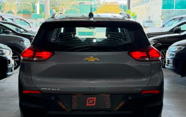 imagem-https://www.socarrao.com.br/sc-vehicle-images-prod/2802751/1786124089300-gb-91716e4.jpeg
