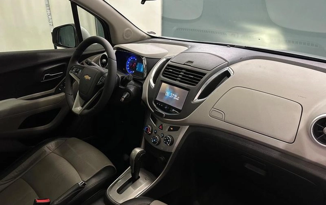 imagem-https://www.socarrao.com.br/sc-vehicle-images-prod/2803100/1791209941559-8288617_12_B_887accfaae.jpeg