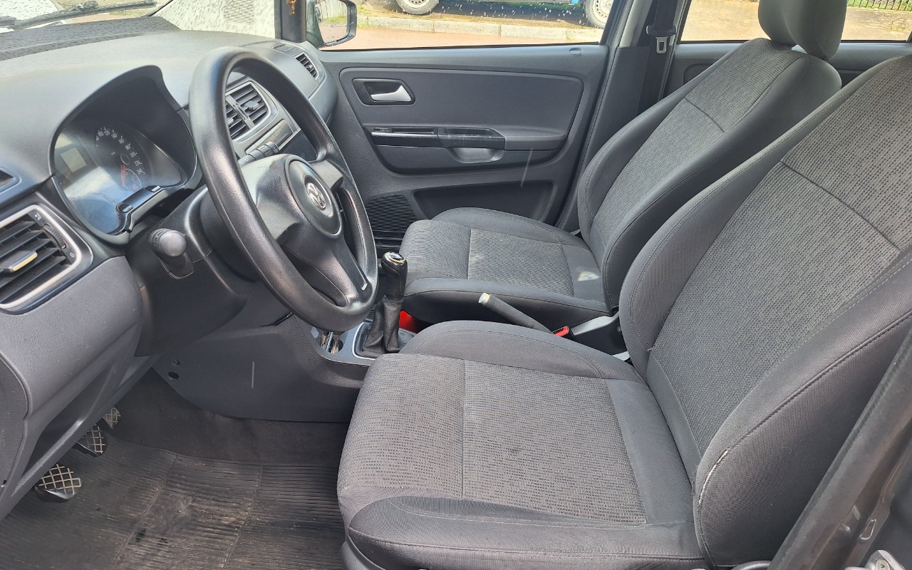 imagem-https://www.socarrao.com.br/sc-vehicle-images-prod/2803868/1786837297096-MjAyNjA4MTVfMTA1MTIyLmpwZw.jpg