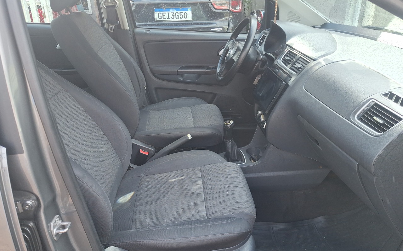 imagem-https://www.socarrao.com.br/sc-vehicle-images-prod/2803868/1786837297669-SU1HLTIwMjYwODE1LVdBMDAyMS5qcGVn.jpeg