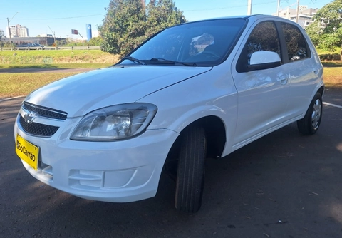 Chevrolet Celta 2015 Branco — foto 1 de 3