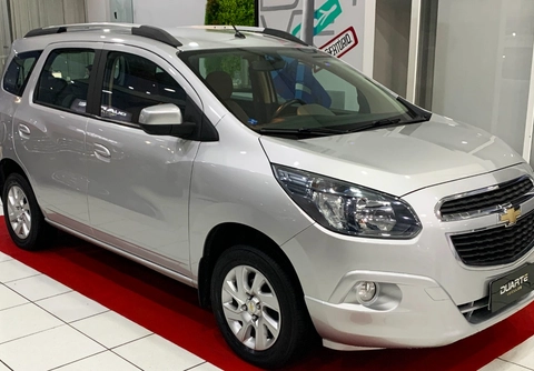 Chevrolet Spin 2016 Prata — foto 1 de 3