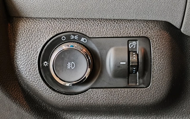 imagem-https://www.socarrao.com.br/sc-vehicle-images-prod/2813964/1784810063283-003_bb820609e9ba2f4a7470da7f0215234a.jpeg