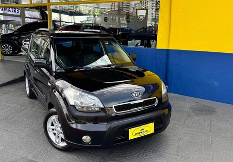 Kia SOUL 2011 Preto — foto 1 de 3