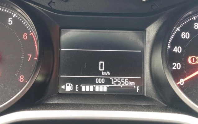 imagem-https://www.socarrao.com.br/sc-vehicle-images-prod/2814274/1784811282359-RkNfMzkzOV84MDM2NjU1XzExX1ZfZDFmMzFiNzI3Zi5qcGVn.jpeg