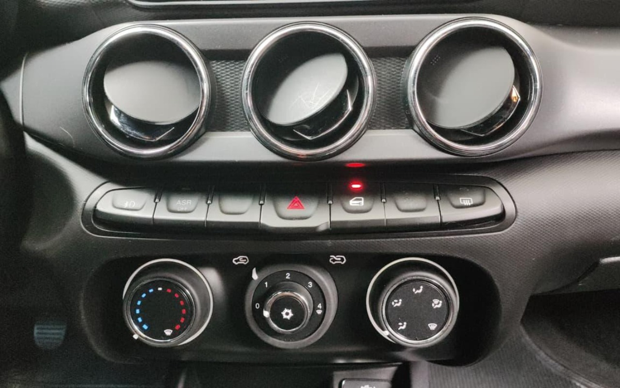 imagem-https://www.socarrao.com.br/sc-vehicle-images-prod/2814487/1784812081358-V2hhdHNBcHAgSW1hZ2UgMjAyNi0wNy0yMyBhdCAwOS41NS4yNC5qcGVn.jpeg