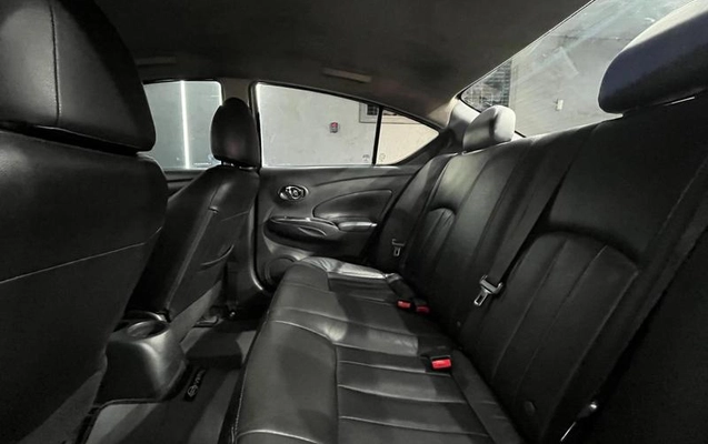 imagem-https://www.socarrao.com.br/sc-vehicle-images-prod/2814557/1788292273031-8306644_7_B_0adaa9eafb.jpeg
