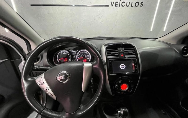 imagem-https://www.socarrao.com.br/sc-vehicle-images-prod/2814557/1788292273033-8306644_8_B_b5cd7a109e.jpeg