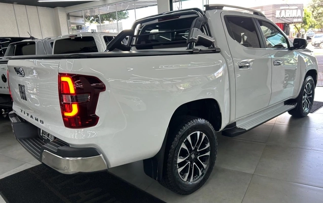 imagem-https://www.socarrao.com.br/sc-vehicle-images-prod/2814740/1784813199817-16_083028.jpg