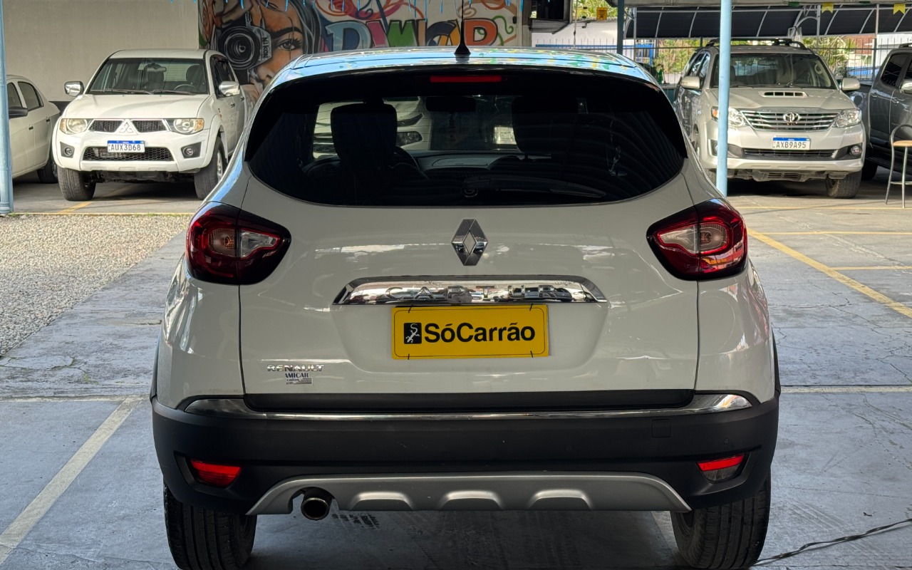 imagem-https://www.socarrao.com.br/sc-vehicle-images-prod/2814782/1784813381592-SU1HXzI4ODMuanBn.jpg