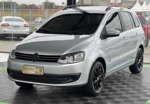 Volkswagen SpaceFox 2012 Prata — foto 1 de 3