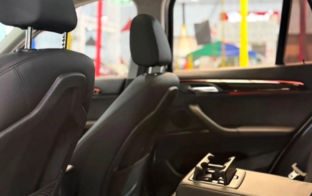 imagem-https://www.socarrao.com.br/sc-vehicle-images-prod/2814930/1784814144684-YjFkNTk1MGItODE4NS00Njk1LTg4NzUtZjM4YjMwOTlhMWIwLmpwZWc.jpeg