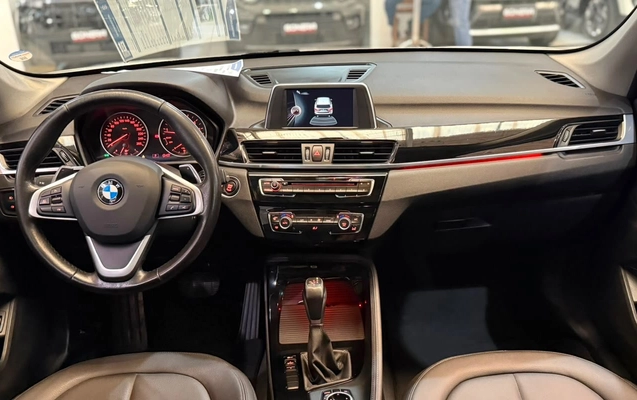 imagem-https://www.socarrao.com.br/sc-vehicle-images-prod/2814930/1784814144763-MzliOTc4MjktOTY2Zi00OTYyLWJhMjAtZDE1NWEwZDY0NjBkLmpwZWc.jpeg