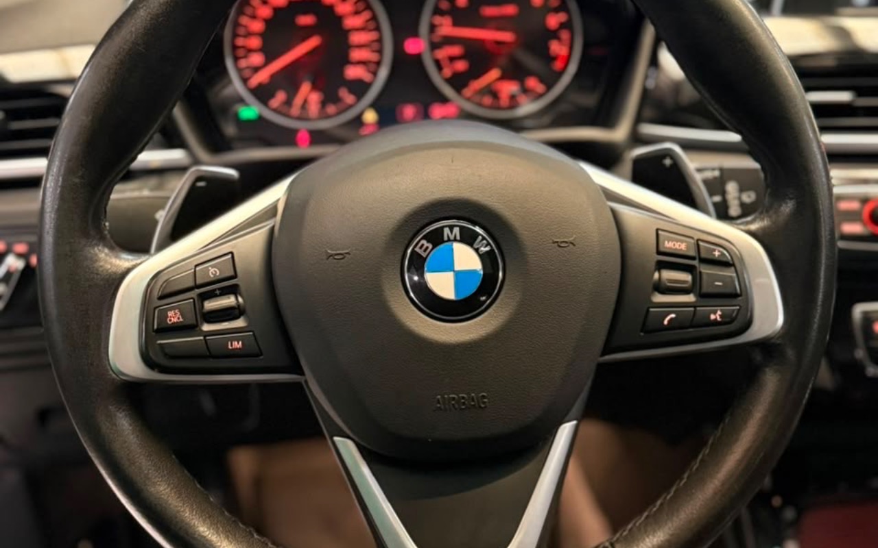 imagem-https://www.socarrao.com.br/sc-vehicle-images-prod/2814930/1784814144832-Y2JjNTVmYWYtMTAyZS00ZDI5LWI4ODItNWYxNGI0ZmYxZjc0LmpwZWc.jpeg