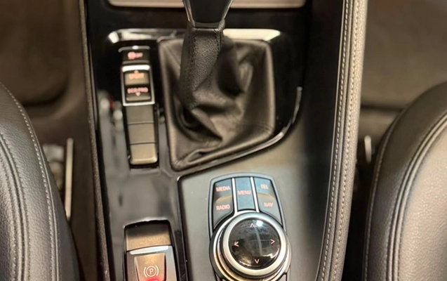 imagem-https://www.socarrao.com.br/sc-vehicle-images-prod/2814930/1784814145009-MWQzNmYyZGItYTMxMi00NDkwLWFlNTAtOTc0MjgyNzIwN2Q3LmpwZWc.jpeg