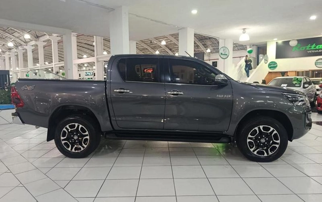 imagem-https://www.socarrao.com.br/sc-vehicle-images-prod/2815058/1789657646529-8270169_3_B_ef404f38b4.jpeg