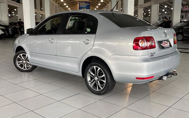 imagem-https://www.socarrao.com.br/sc-vehicle-images-prod/2815121/1789390499358-8307158_12_B_01f393e4e4.jpeg