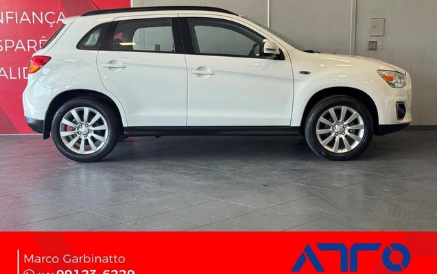 imagem-https://www.socarrao.com.br/sc-vehicle-images-prod/2815473/1784816507316-8279471_4_B_214f86c139.jpeg
