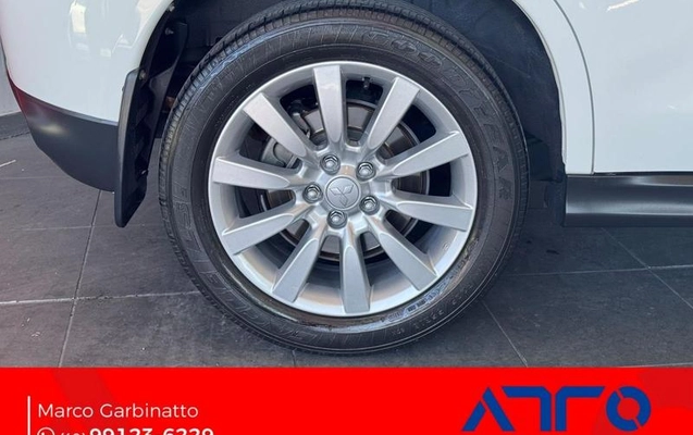 imagem-https://www.socarrao.com.br/sc-vehicle-images-prod/2815473/1784816507318-8279471_1_B_a96550d53d.jpeg