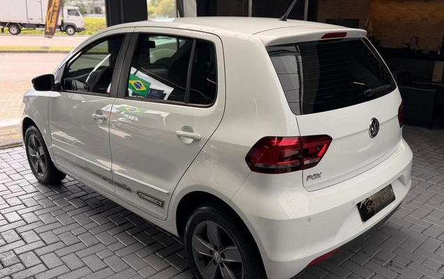 imagem-https://www.socarrao.com.br/sc-vehicle-images-prod/2815475/1788466178861-8300609_9_B_ffa5192353.jpeg