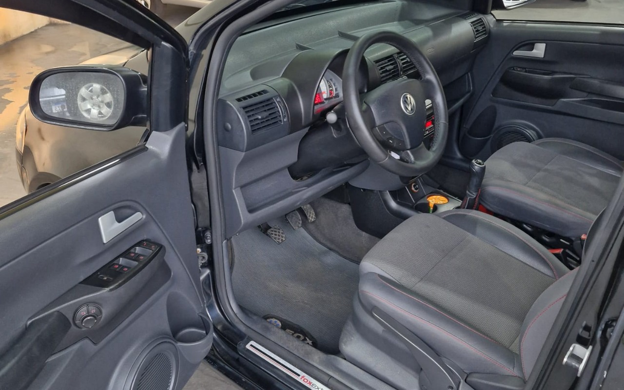 imagem-https://www.socarrao.com.br/sc-vehicle-images-prod/2815595/1784817822854-MjIuanBlZw.jpeg