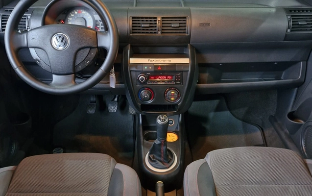imagem-https://www.socarrao.com.br/sc-vehicle-images-prod/2815595/1784817822961-MjMuanBlZw.jpeg