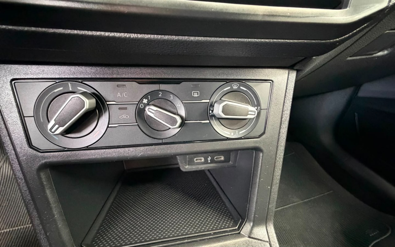 imagem-https://www.socarrao.com.br/sc-vehicle-images-prod/2815731/1784817651700-V2hhdHNBcHAgSW1hZ2UgMjAyNi0wNy0yMyBhdCAxMS4yOS4xNSAoMikuanBlZw.jpeg