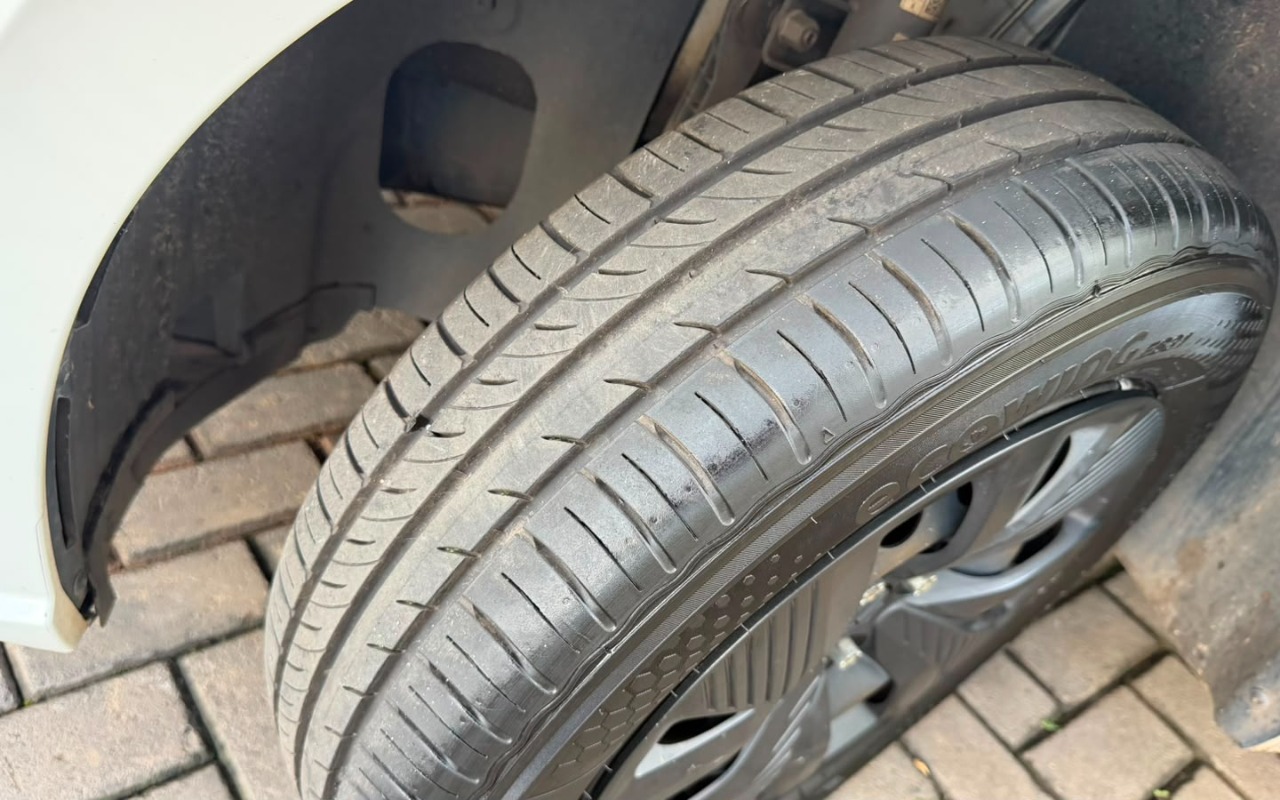 imagem-https://www.socarrao.com.br/sc-vehicle-images-prod/2815731/1784817652354-V2hhdHNBcHAgSW1hZ2UgMjAyNi0wNy0yMyBhdCAxMS4yOS4xNiAoMykuanBlZw.jpeg