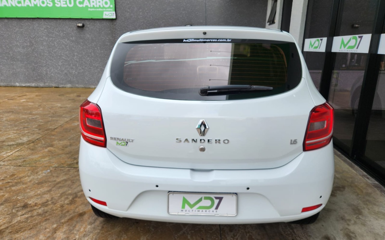 imagem-https://www.socarrao.com.br/sc-vehicle-images-prod/2816113/1784819359133-V2hhdHNBcHAgSW1hZ2UgMjAyNi0wNy0yMyBhdCAxMS4yMi41MCAoMykuanBlZw.jpeg