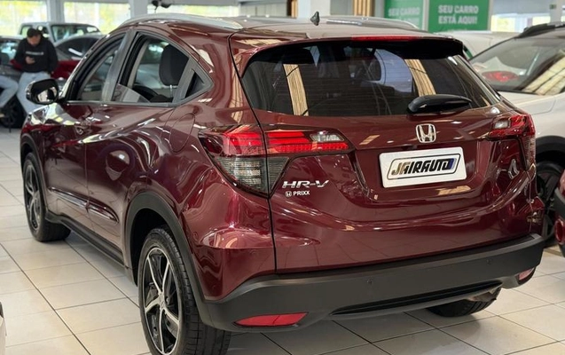 imagem-https://www.socarrao.com.br/sc-vehicle-images-prod/2816258/1787862236187-8307780_0_B_5d53c35150.jpeg