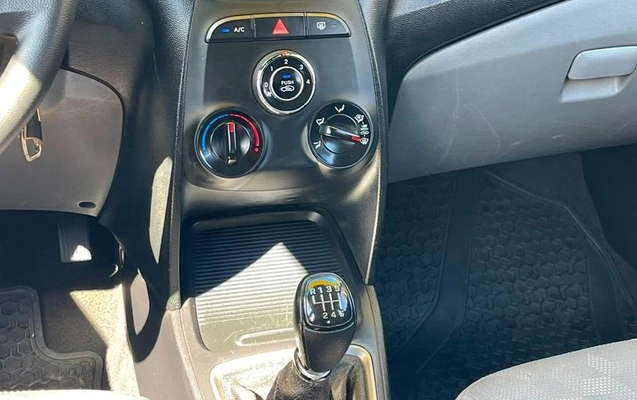 imagem-https://www.socarrao.com.br/sc-vehicle-images-prod/2816315/1789049108893-8307903_0_B_3c20a6d19a.jpeg