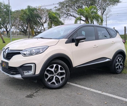 Renault Captur 2019 Bege — foto 1 de 3