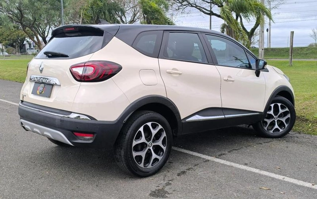 imagem-https://www.socarrao.com.br/sc-vehicle-images-prod/2816396/1787930641516-8304033_25_B_ba9555081a.jpeg
