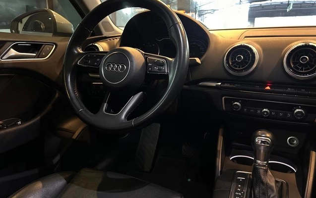 imagem-https://www.socarrao.com.br/sc-vehicle-images-prod/2816541/1784838766033-8307166_7_B_1a0583ebc7.jpeg