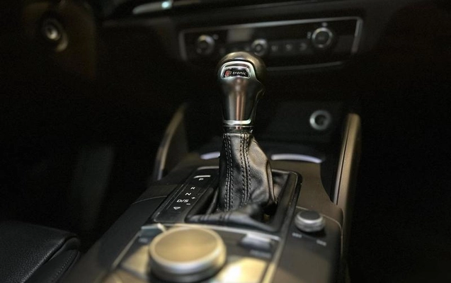imagem-https://www.socarrao.com.br/sc-vehicle-images-prod/2816541/1784838766038-8307166_12_B_32e5e8643d.jpeg