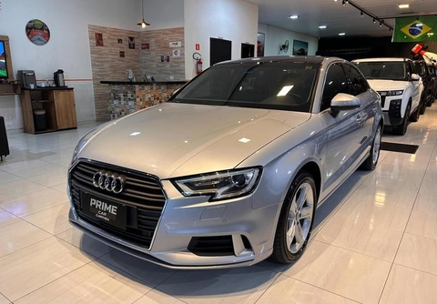 Audi A3 2018 Prata — foto 1 de 3