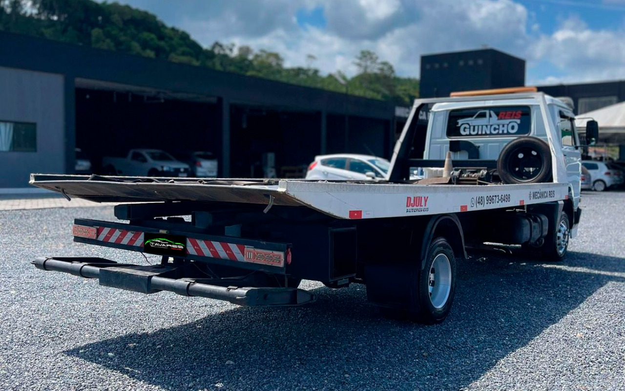 imagem-https://www.socarrao.com.br/sc-vehicle-images-prod/2816578/1784822049637-V2hhdHNBcHAgSW1hZ2UgMjAyNi0wMy0yMSBhdCAxMi4xMi41OCAoMSkucG5n.png