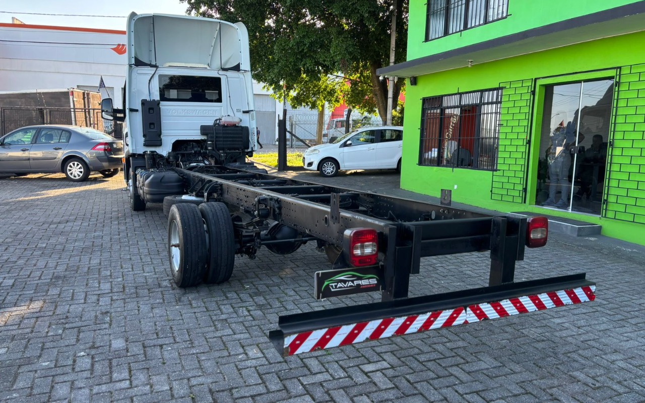 imagem-https://www.socarrao.com.br/sc-vehicle-images-prod/2816635/1784822395100-V2hhdHNBcHAgSW1hZ2UgMjAyNi0wMy0wNCBhdCAxMS4zOS4yMiAoMSkuanBlZw.jpeg