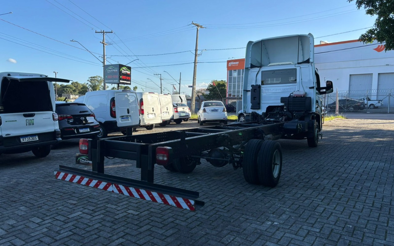 imagem-https://www.socarrao.com.br/sc-vehicle-images-prod/2816635/1784822395172-V2hhdHNBcHAgSW1hZ2UgMjAyNi0wMy0wNCBhdCAxMS4zOS4yMiAoMikuanBlZw.jpeg