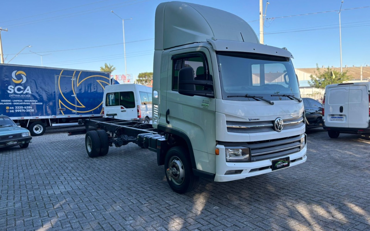 imagem-https://www.socarrao.com.br/sc-vehicle-images-prod/2816635/1784822395321-V2hhdHNBcHAgSW1hZ2UgMjAyNi0wMy0wNCBhdCAxMS4zOS4yMy5qcGVn.jpeg