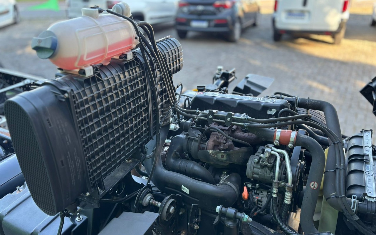 imagem-https://www.socarrao.com.br/sc-vehicle-images-prod/2816635/1784822395530-V2hhdHNBcHAgSW1hZ2UgMjAyNi0wMy0wNCBhdCAxMS4zOS4yNC5qcGVn.jpeg
